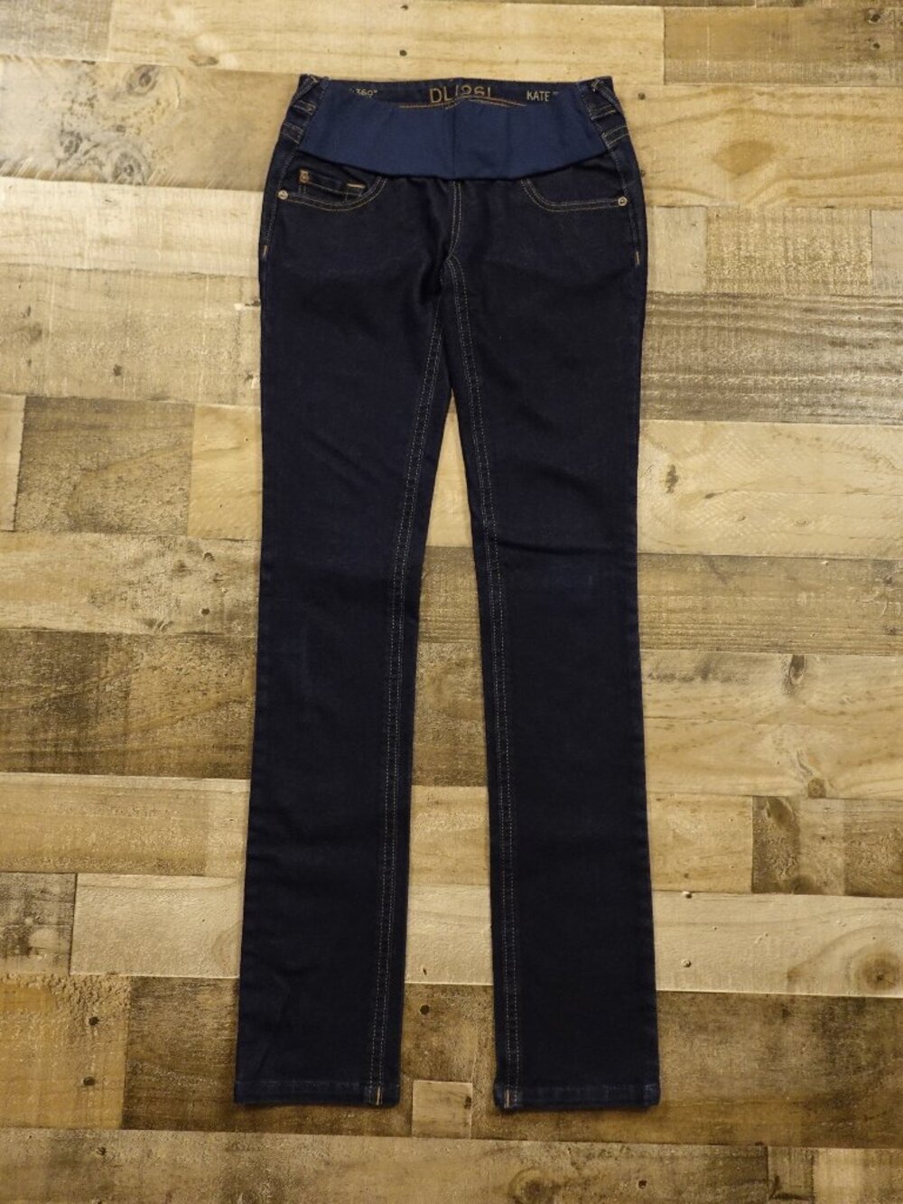 DL1961 Kate Maternity Slim Straight‎ Jeans Women’s 25 Tall Dark Wash Stretch